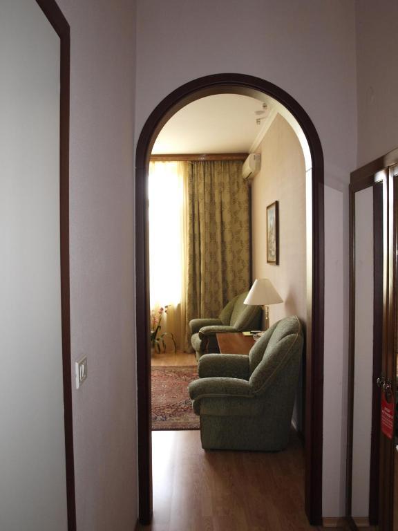 Domus Hotel-1 Κίεβο Εξωτερικό φωτογραφία