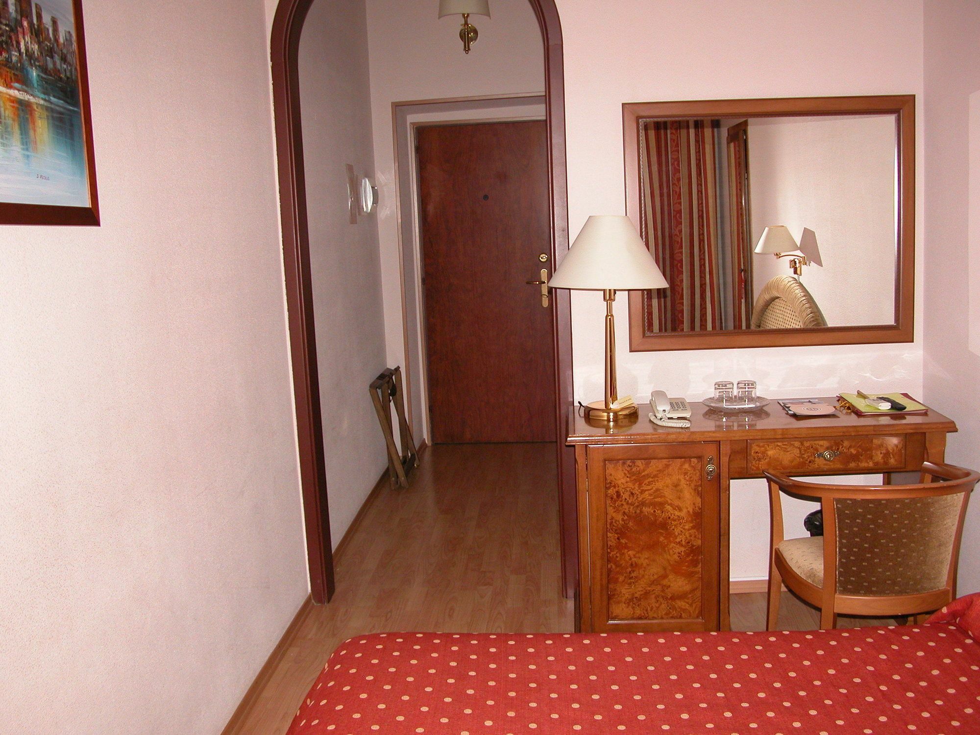 Domus Hotel-1 Κίεβο Εξωτερικό φωτογραφία