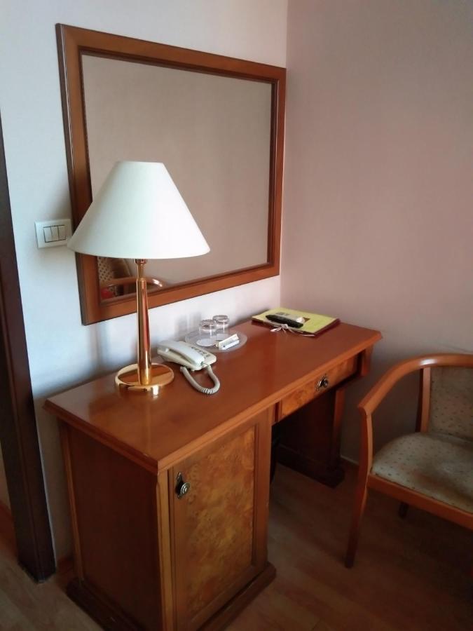 Domus Hotel-1 Κίεβο Εξωτερικό φωτογραφία